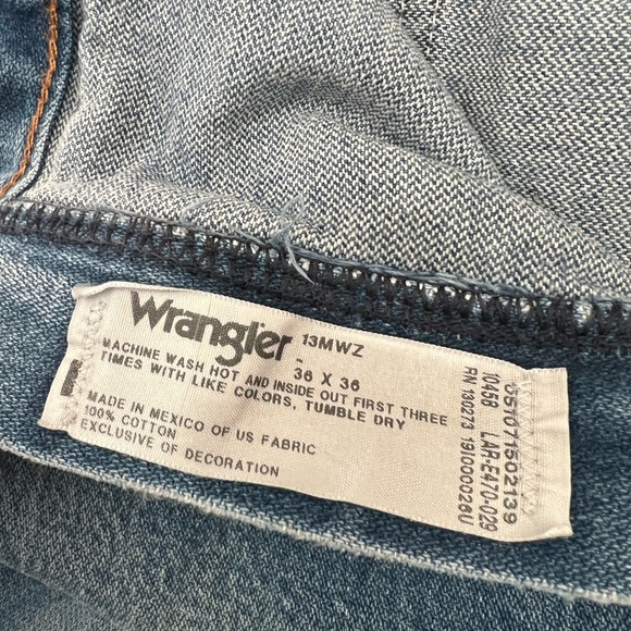 Vintage distressed 1980s Wranglers 36 x 36 - Picture 5 of 6
